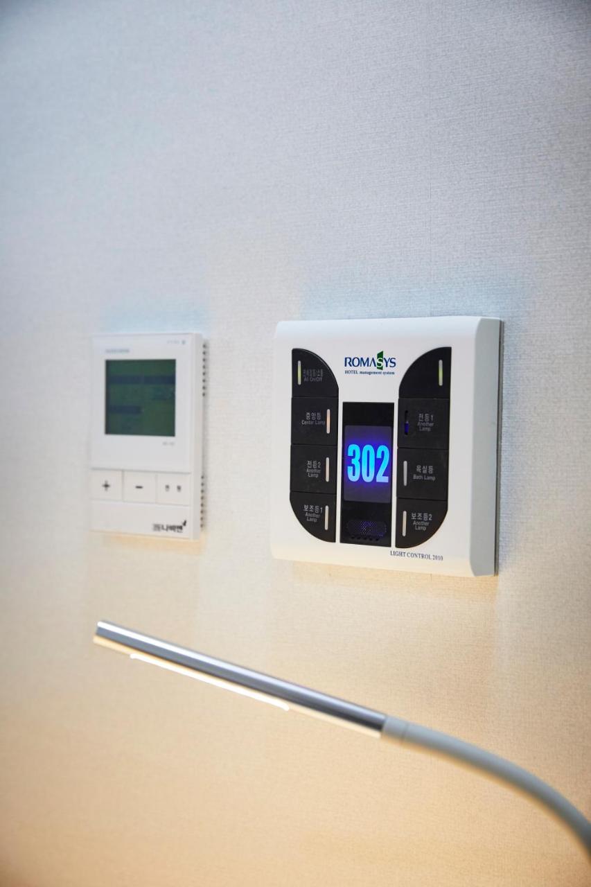 Dwell Dongdaemun Hotel Guri Ngoại thất bức ảnh